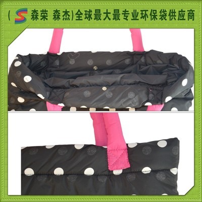 【廣州優(yōu)質廠家一條龍生產定制羽絨服手提袋】價格,廠家,圖片,其他布類包裝制品,廣州市森榮手袋制造-